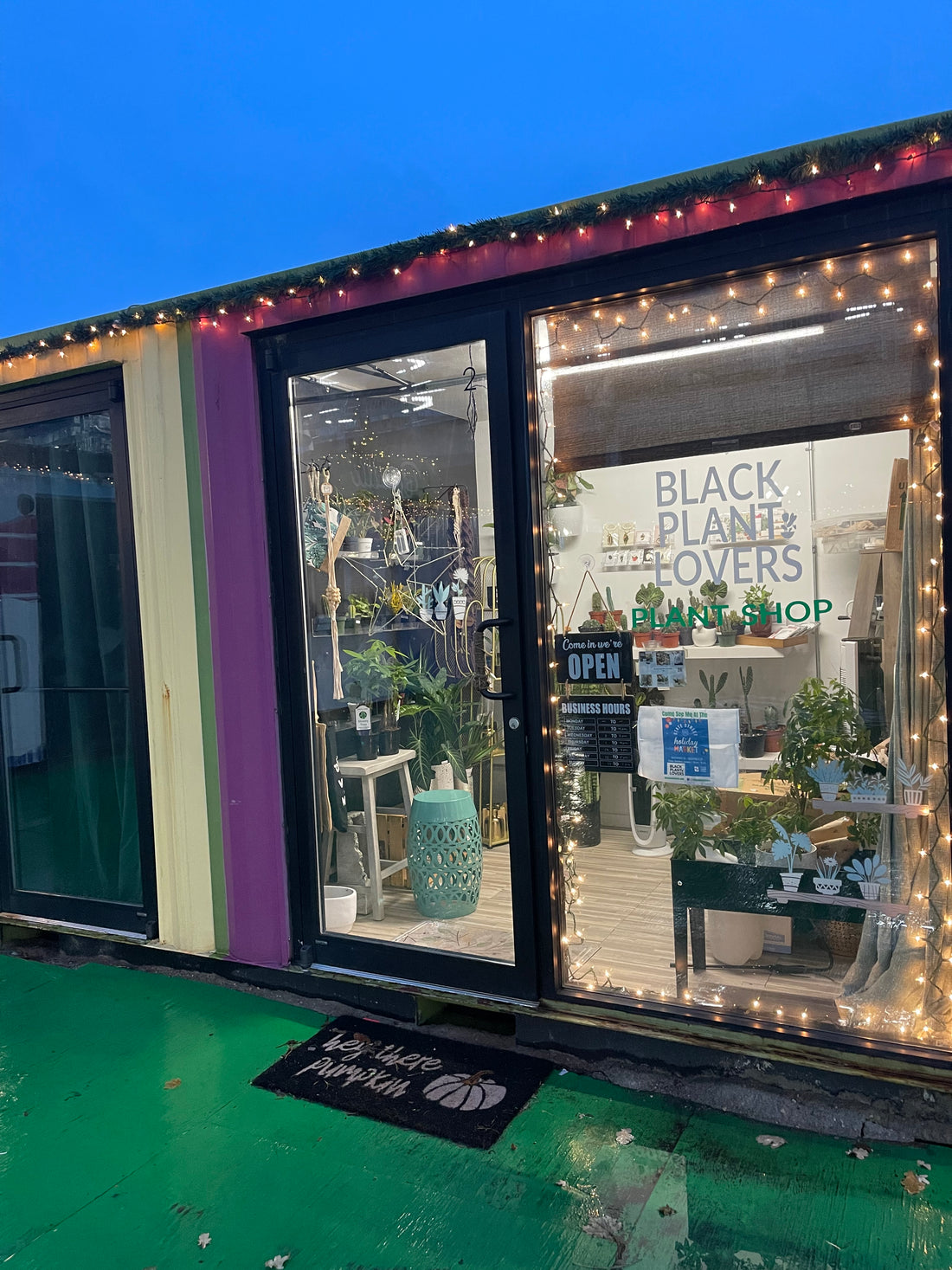 Shop Hours 12/15/22 - 1/2/23