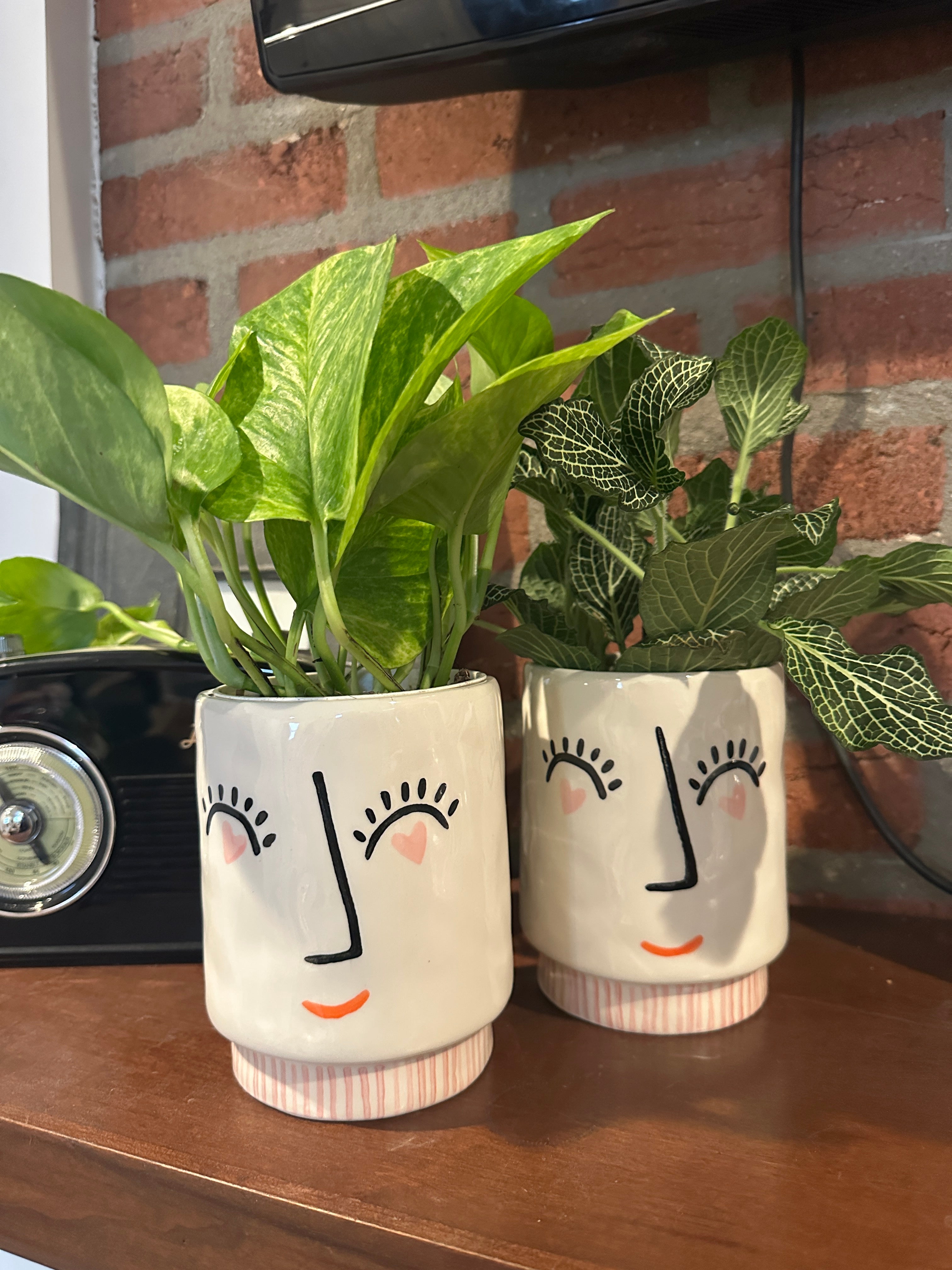 Heart Eyes Footed Planter